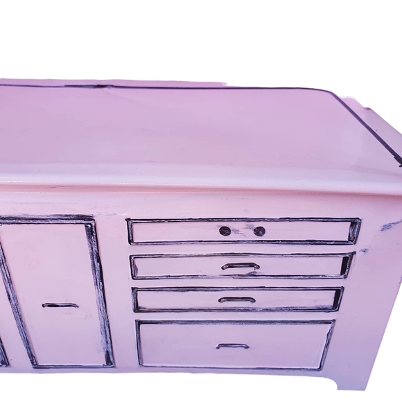 Vintage pink tin Hoosier cabinet toy - Picture 2 of 5